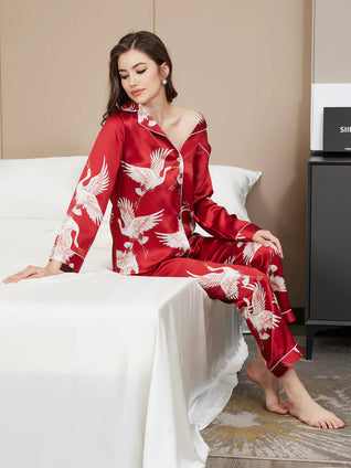 Pyjama 2 Pièces en Soie Imprimée à Liseré Contrastant